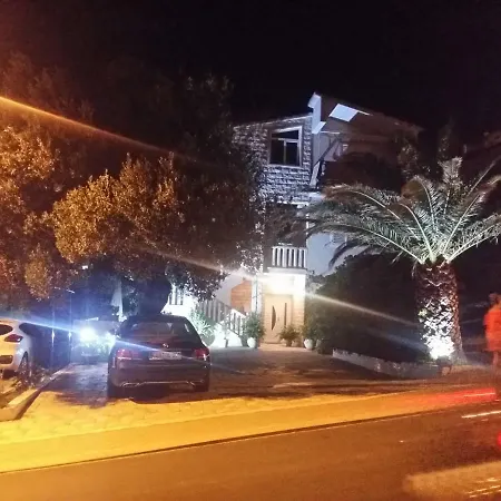 Ella Apartment Makarska