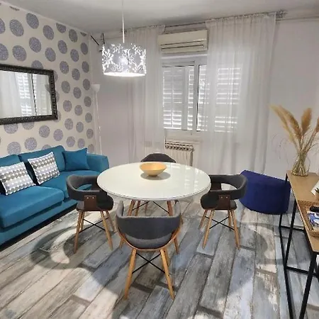 Apartment Ella Makarska