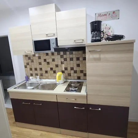 Ella Apartment Makarska
